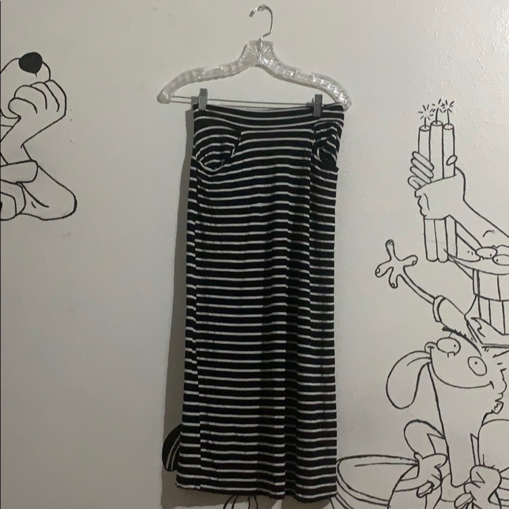 Straight skirt
